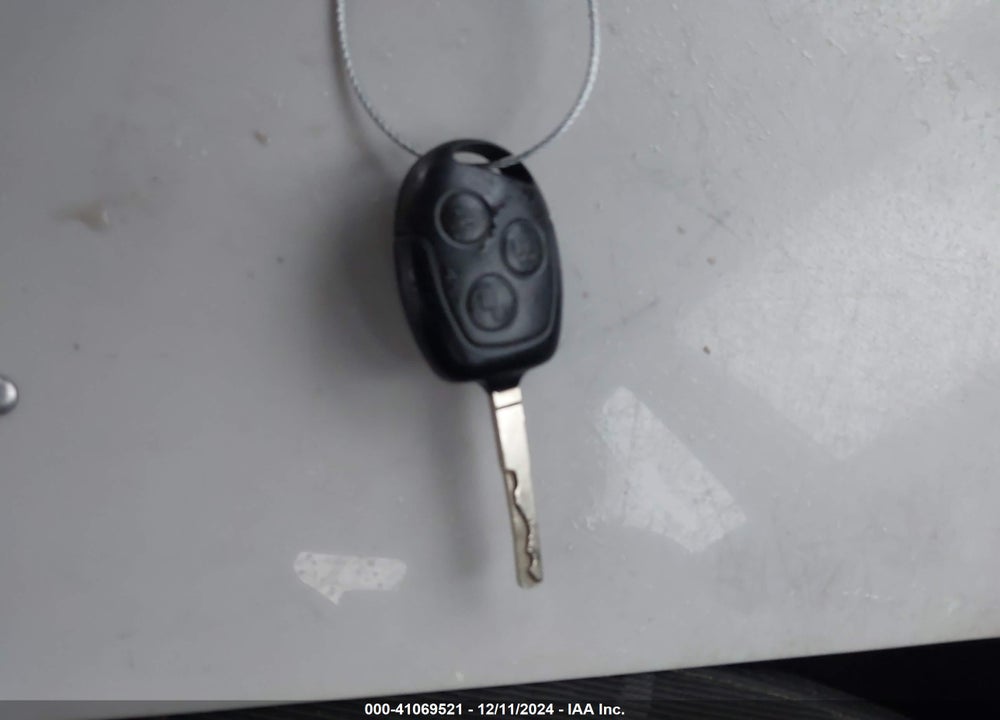 2011 FORD FIESTA VIN: 3FADP4BJ9BM150883