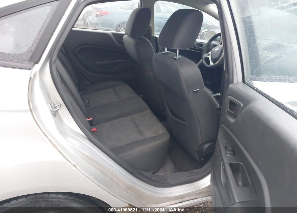 2011 FORD FIESTA VIN: 3FADP4BJ9BM150883
