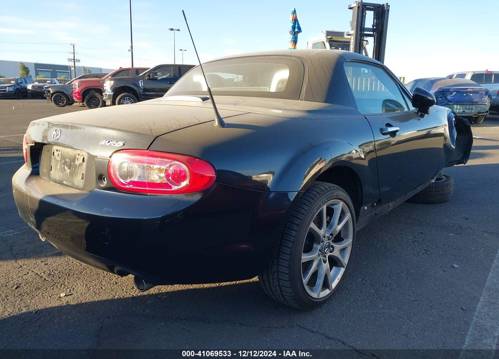 2015 MAZDA MX-5 MIATA GRAND TOURING VIN: JM1NC2PF9F0240014