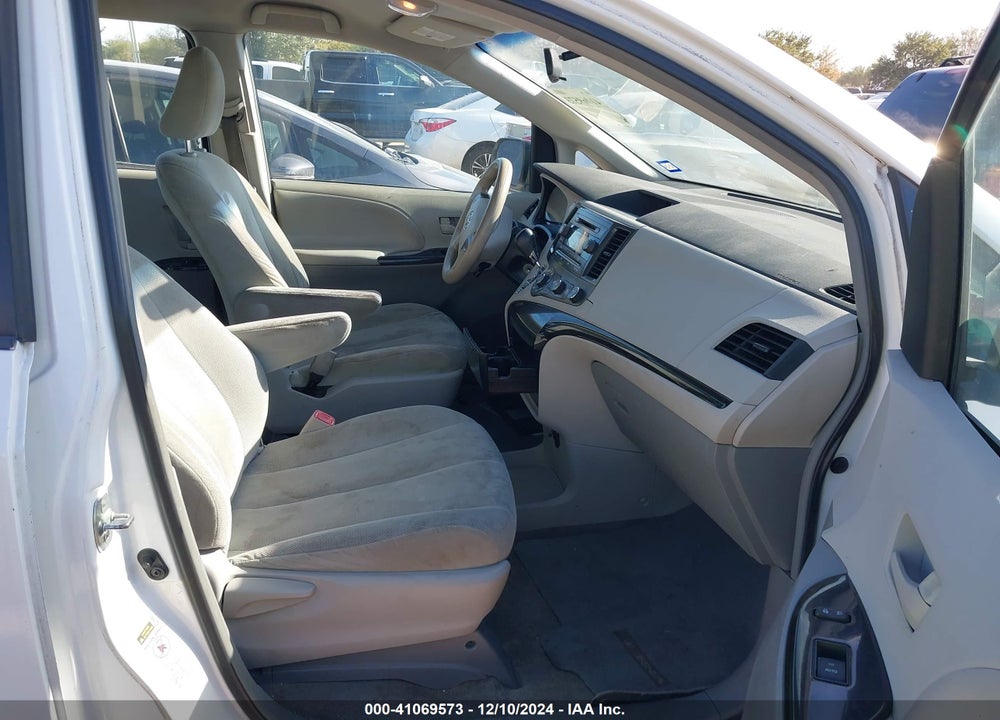 2013 TOYOTA SIENNA L V6 7 PASSENGER VIN: 5TDZK3DC0DS295546
