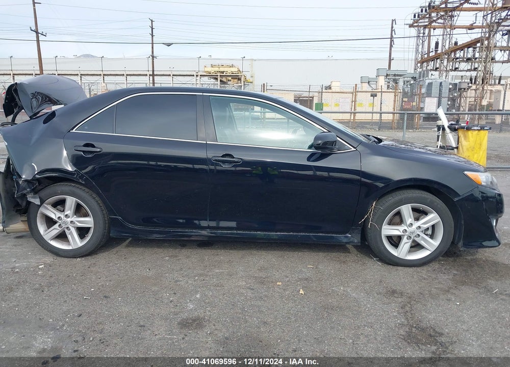 2013 TOYOTA CAMRY SE VIN: 4T1BF1FK7DU268463