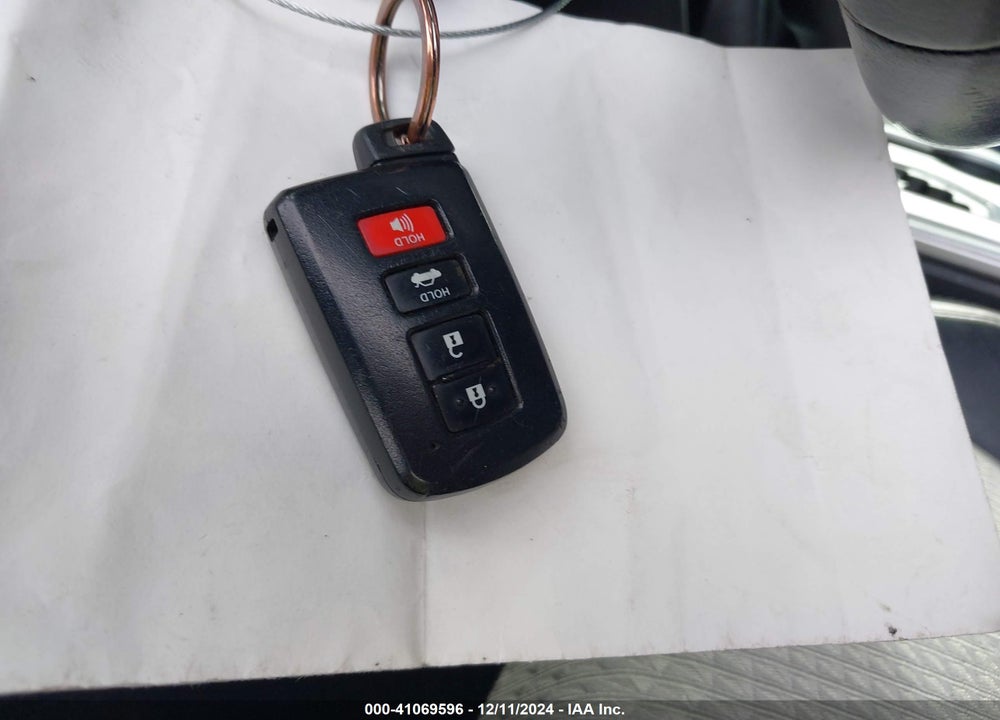 2013 TOYOTA CAMRY SE VIN: 4T1BF1FK7DU268463