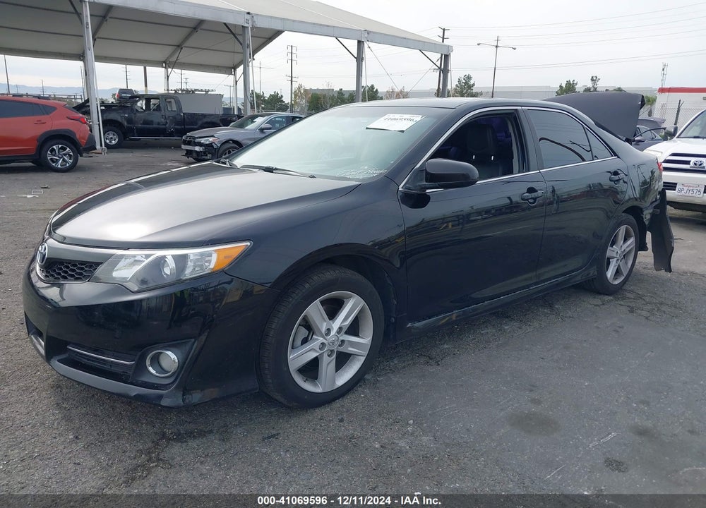 2013 TOYOTA CAMRY SE VIN: 4T1BF1FK7DU268463