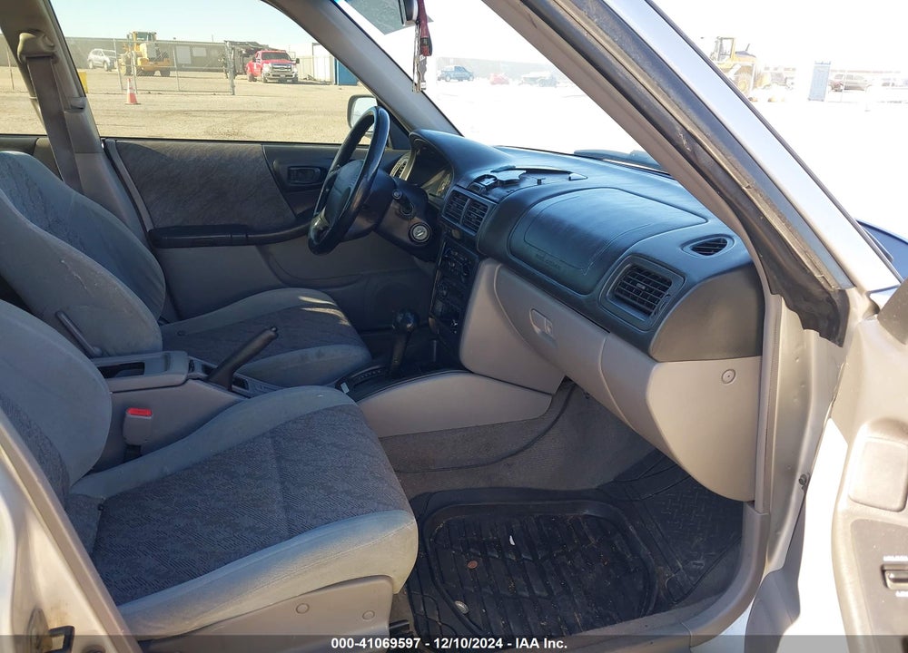 1999 SUBARU FORESTER L VIN: JF1SF6351XH747660