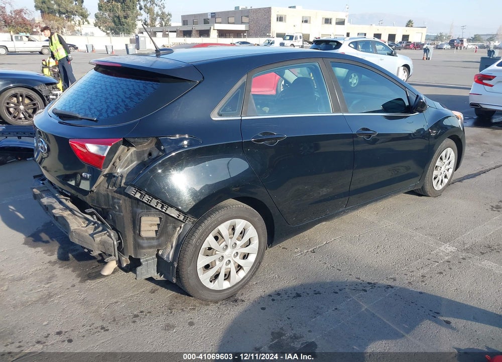 2017 HYUNDAI ELANTRA GT VIN: KMHD35LH3HU380832