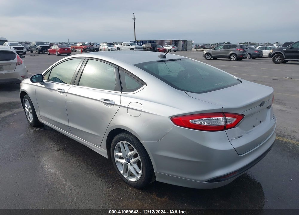 2015 FORD FUSION SE VIN: 3FA6P0HD6FR100115