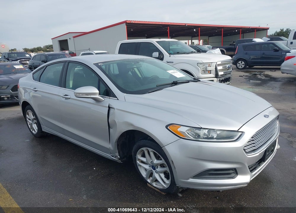 2015 FORD FUSION SE VIN: 3FA6P0HD6FR100115