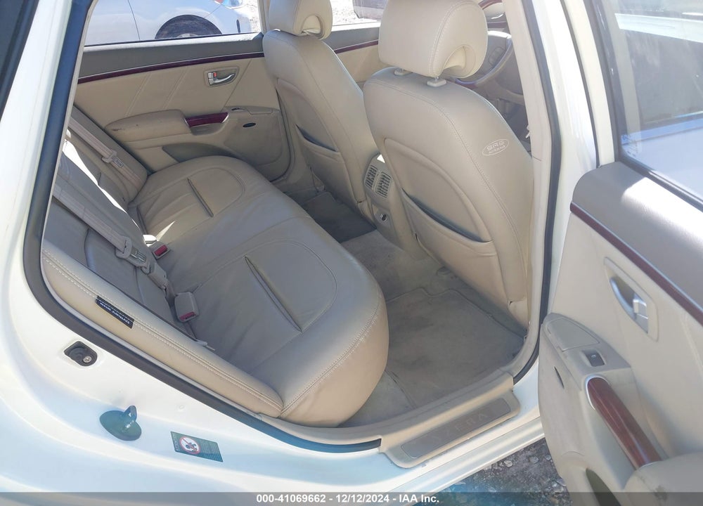 2007 HYUNDAI AZERA LIMITED/SE VIN: KMHFC46F77A141426