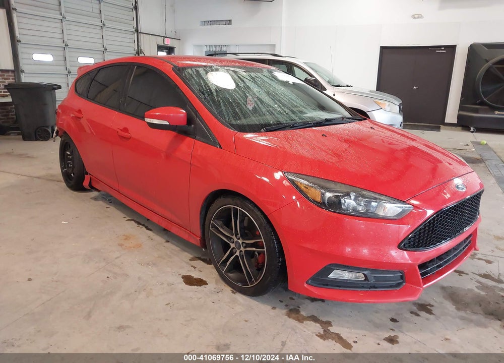 2015 FORD FOCUS ST VIN: 1FADP3L9XFL279608