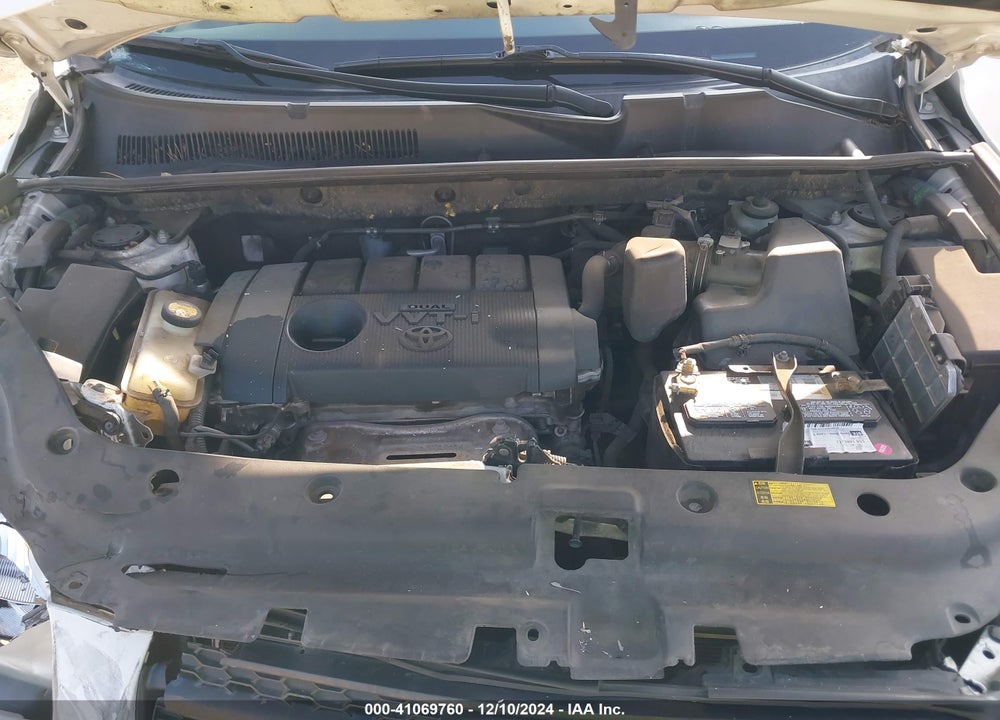 2011 TOYOTA RAV4 VIN: JTMZF4DV0B5040801