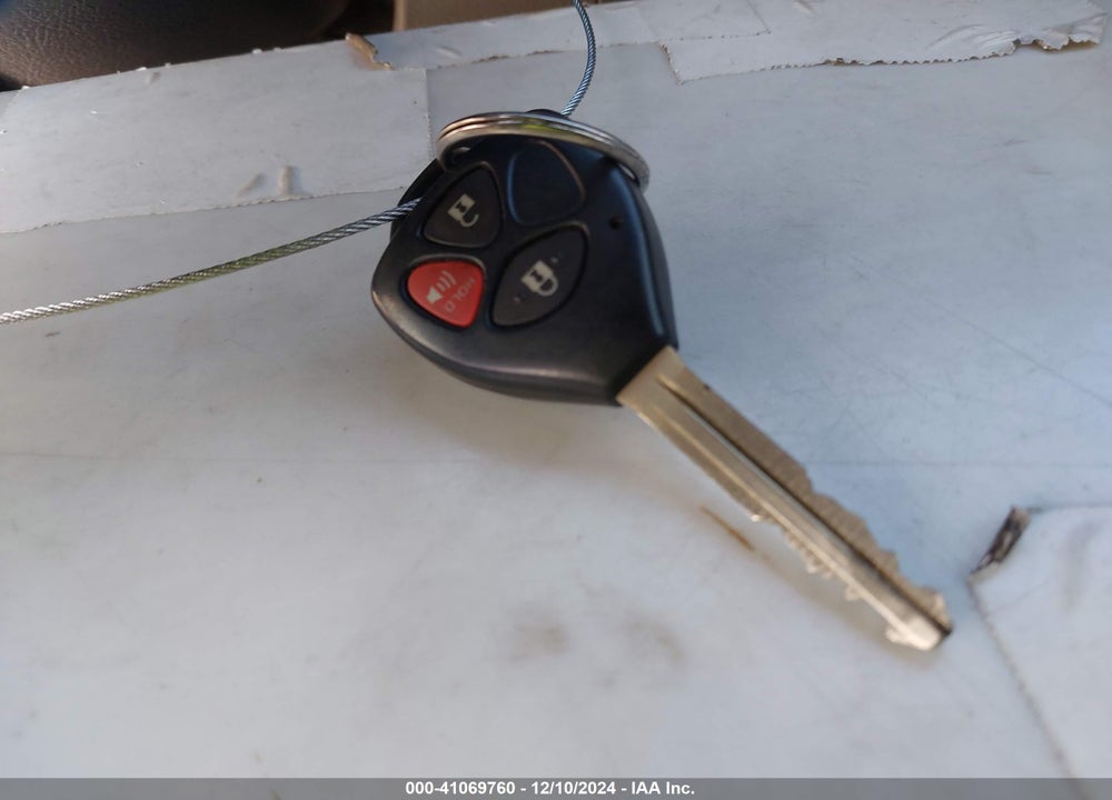 2011 TOYOTA RAV4 VIN: JTMZF4DV0B5040801