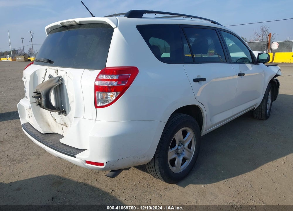 2011 TOYOTA RAV4 VIN: JTMZF4DV0B5040801