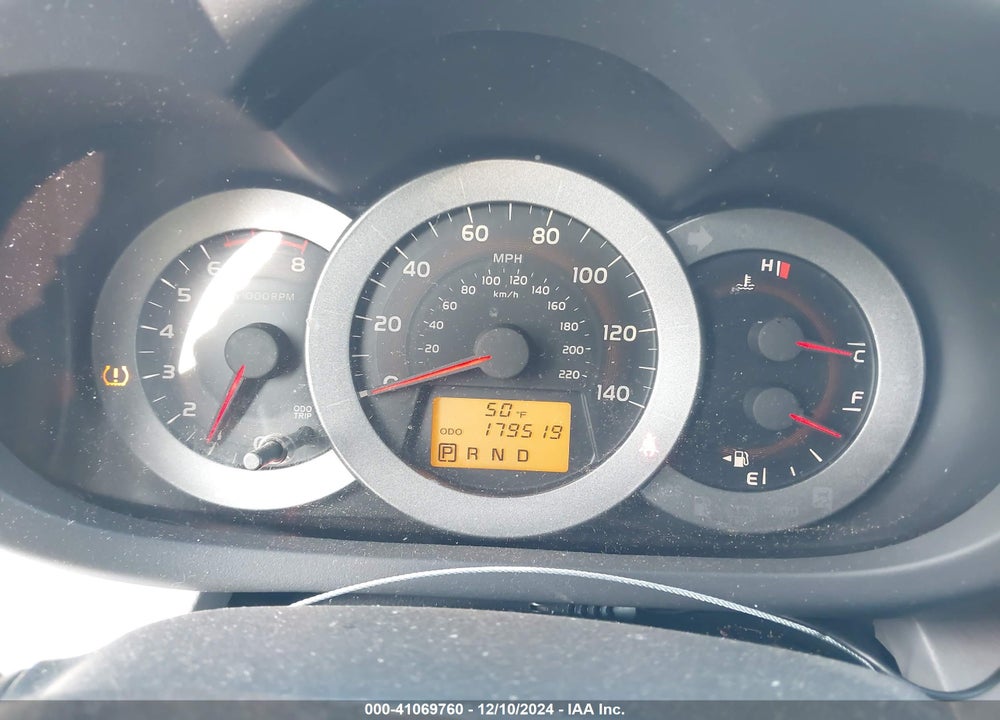 2011 TOYOTA RAV4 VIN: JTMZF4DV0B5040801