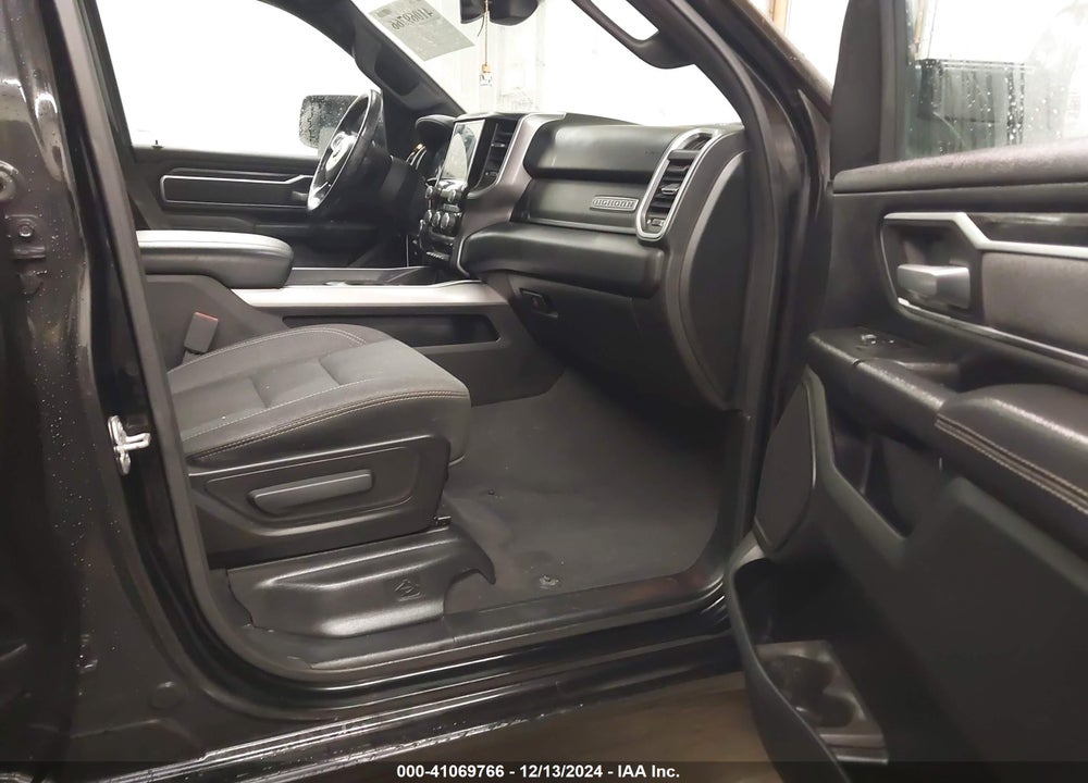 2019 RAM 1500 BIG HORN/LONE STAR 4X4 5'7 BOX VIN: 1C6SRFFT4KN514692