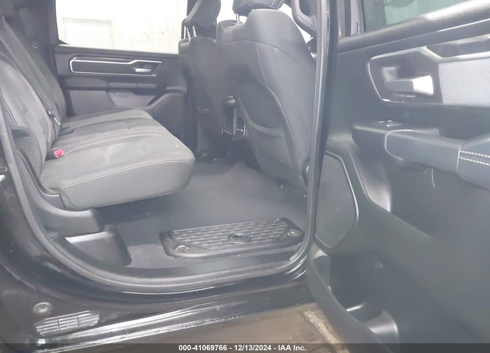 2019 RAM 1500 BIG HORN/LONE STAR 4X4 5'7 BOX VIN: 1C6SRFFT4KN514692