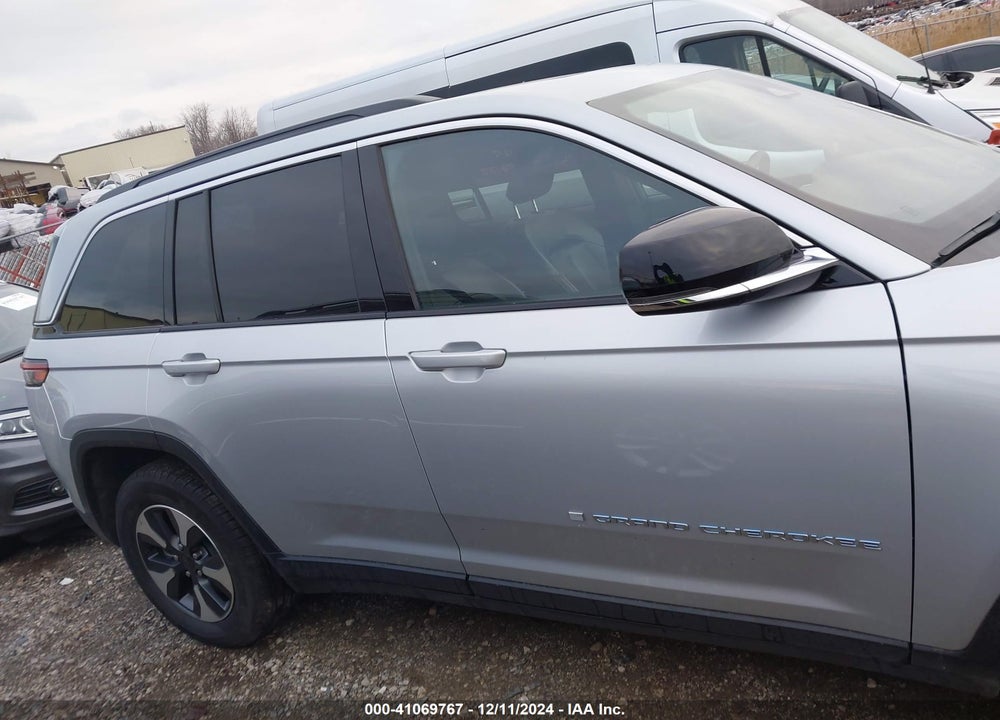 2024 JEEP GRAND CHEROKEE 4XE VIN: 1C4RJYB6XRC145398