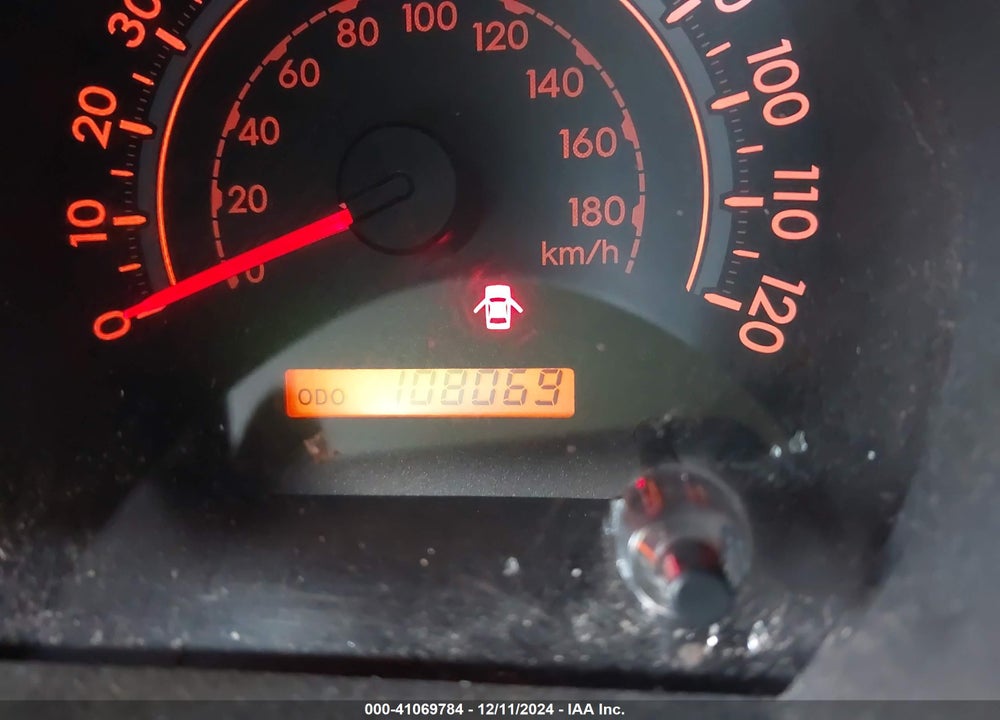 2011 TOYOTA TUNDRA VIN: 5TFUW5F17BX180052
