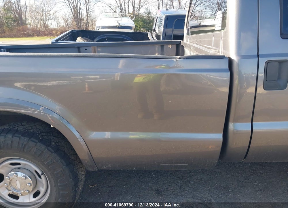 2010 FORD F-250 XL/XLT VIN: 1FTNF2B51AEA55781