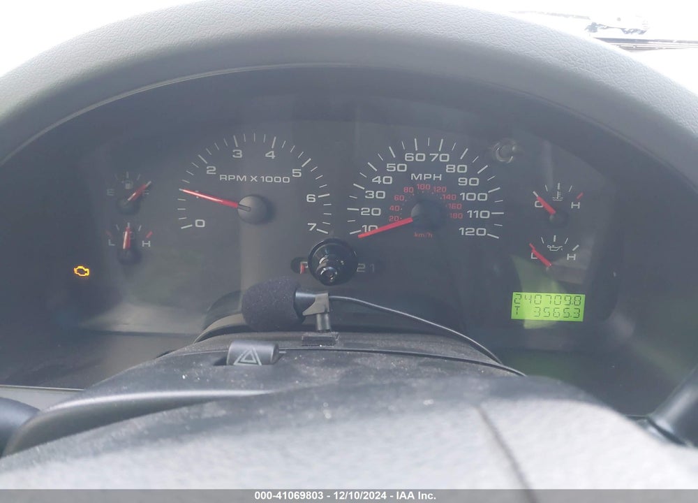 2006 FORD F-150 STX/XLT VIN: 1FTRX02W96KC85007