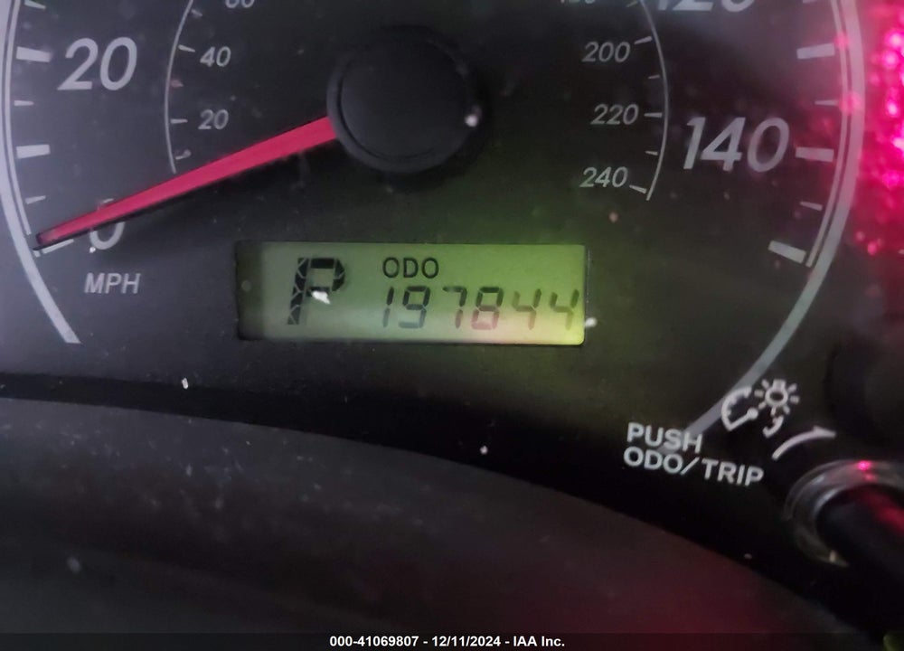2009 TOYOTA COROLLA LE VIN: 1NXBU40E79Z044840