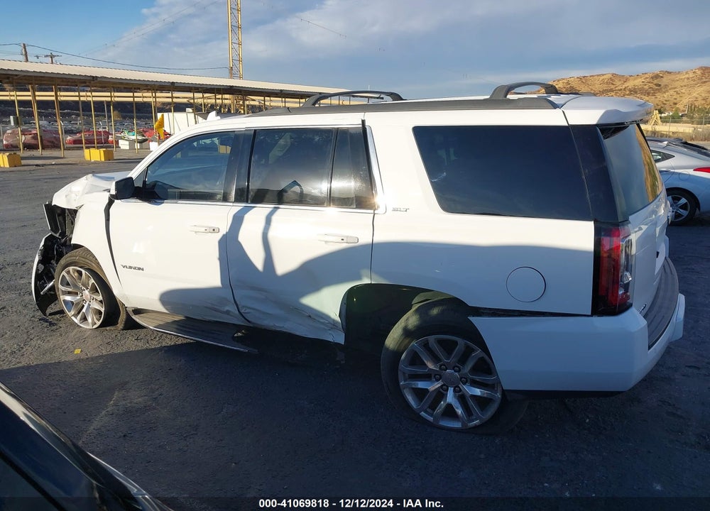 2017 GMC YUKON SLT VIN: 1GKS1BKC6HR197695