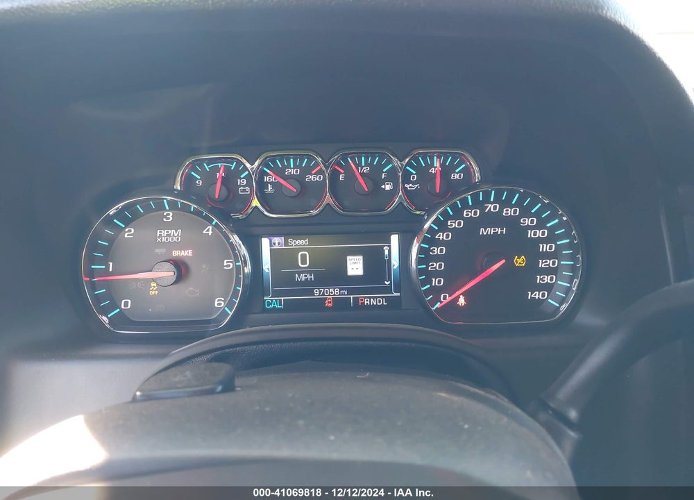 2017 GMC YUKON SLT VIN: 1GKS1BKC6HR197695