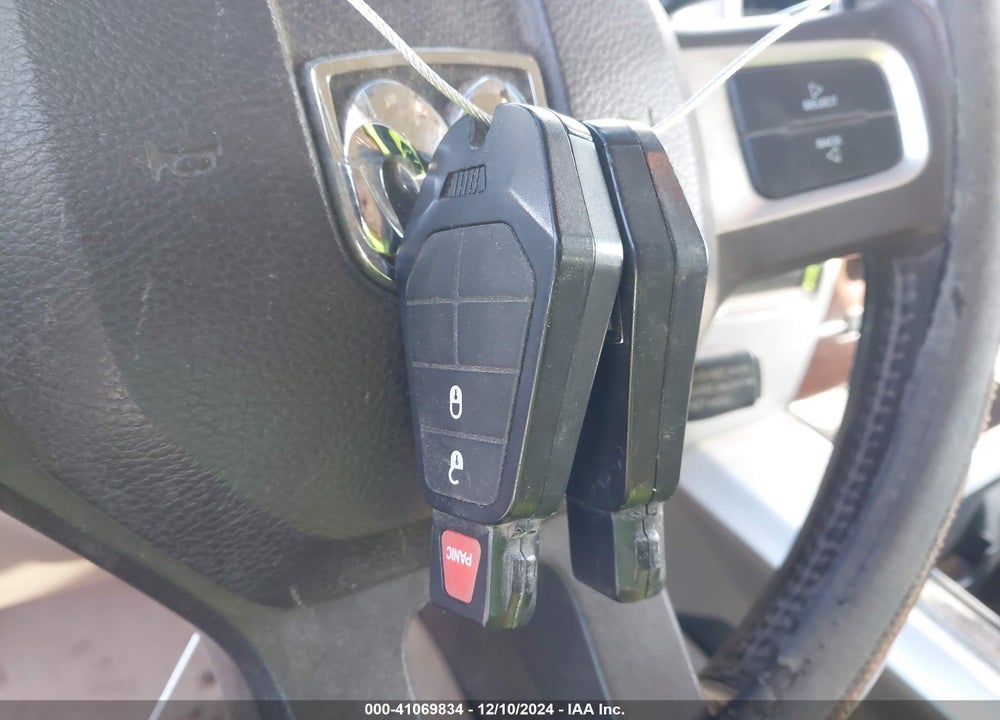 2011 RAM 2500 LAIE VIN: 3D7UT2CL9BG525587