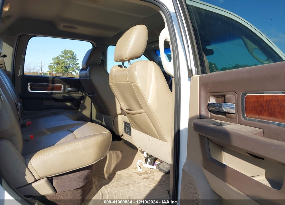 2011 RAM 2500 LAIE VIN: 3D7UT2CL9BG525587