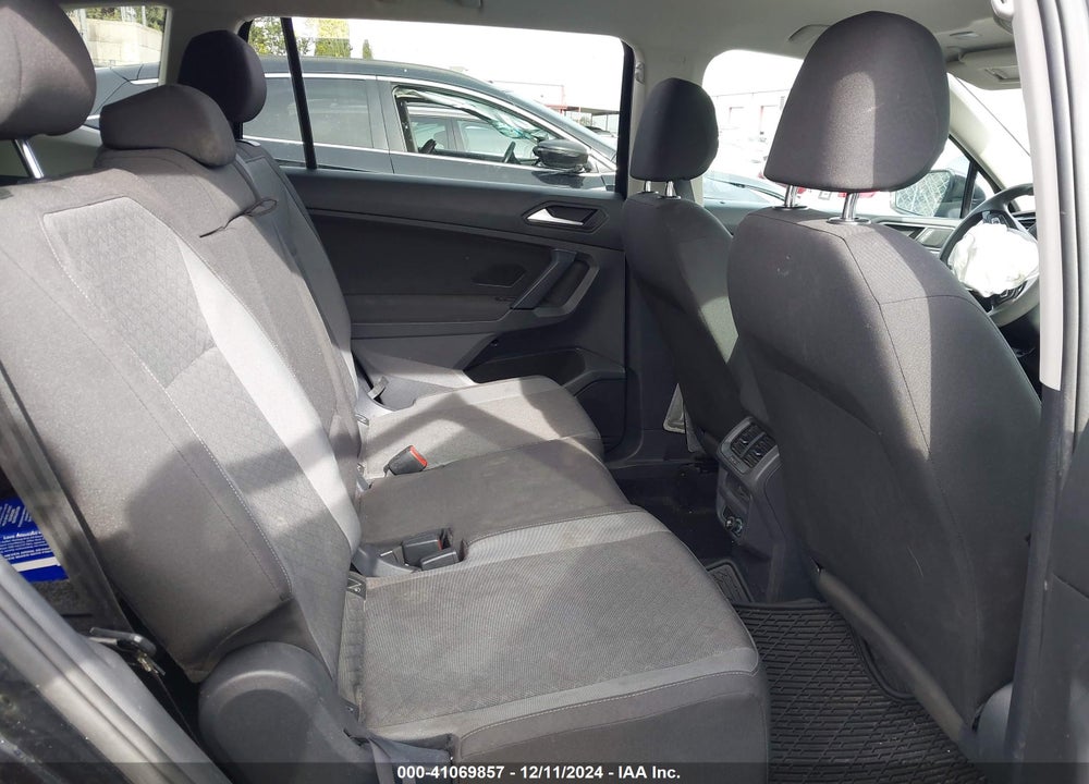 2019 VOLKSWAGEN TIGUAN 2.0T S VIN: 3VV1B7AX6KM117120