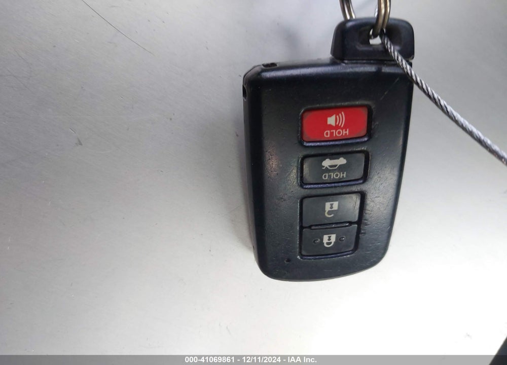 2012 TOYOTA CAMRY HYBRID VIN: 4T1BD1FK1CU031715