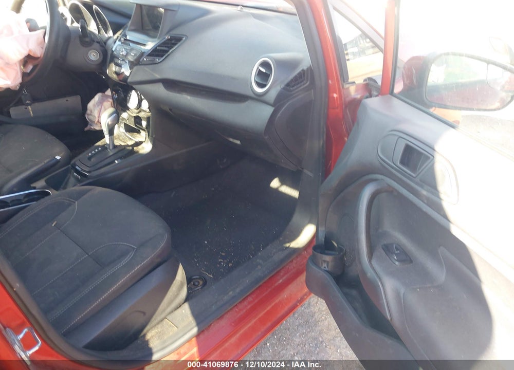 2018 FORD FIESTA SE VIN: 3FADP4BJ4JM132340
