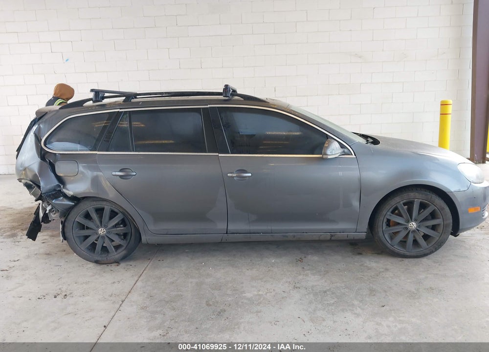 2012 VOLKSWAGEN JETTA SPORTWAGEN 2.0L TDI VIN: 3VWPL7AJ8CM647539