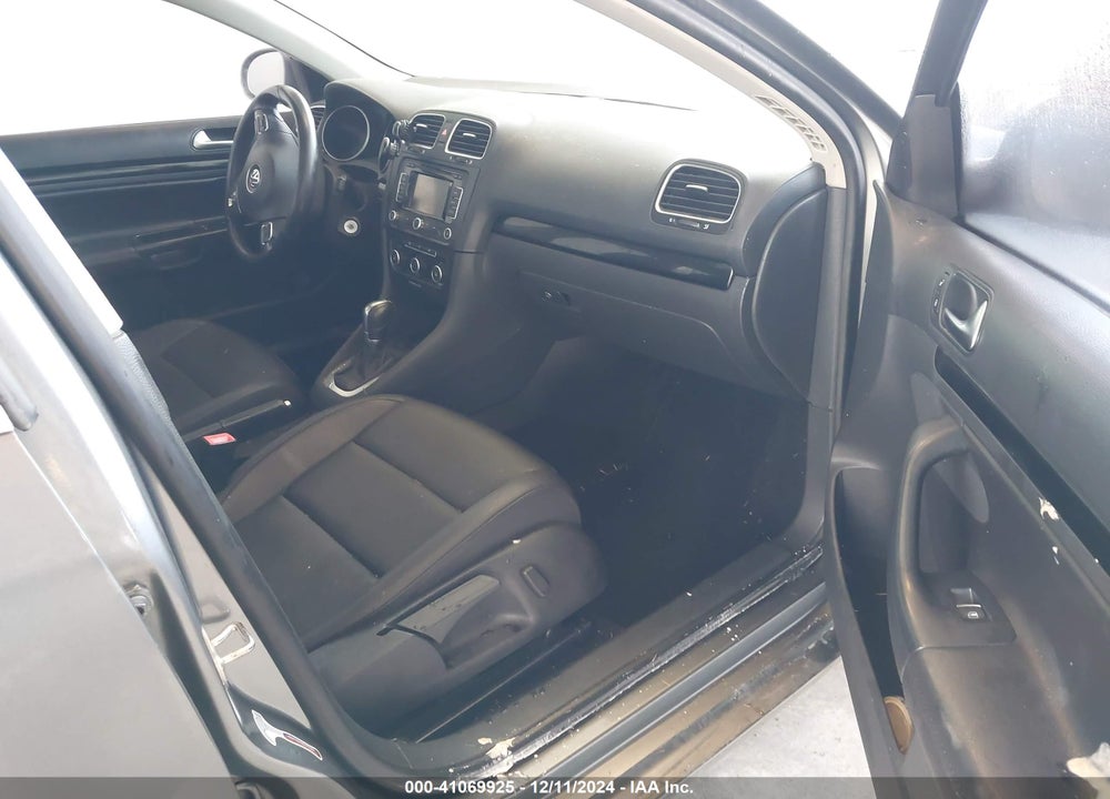 2012 VOLKSWAGEN JETTA SPORTWAGEN 2.0L TDI VIN: 3VWPL7AJ8CM647539