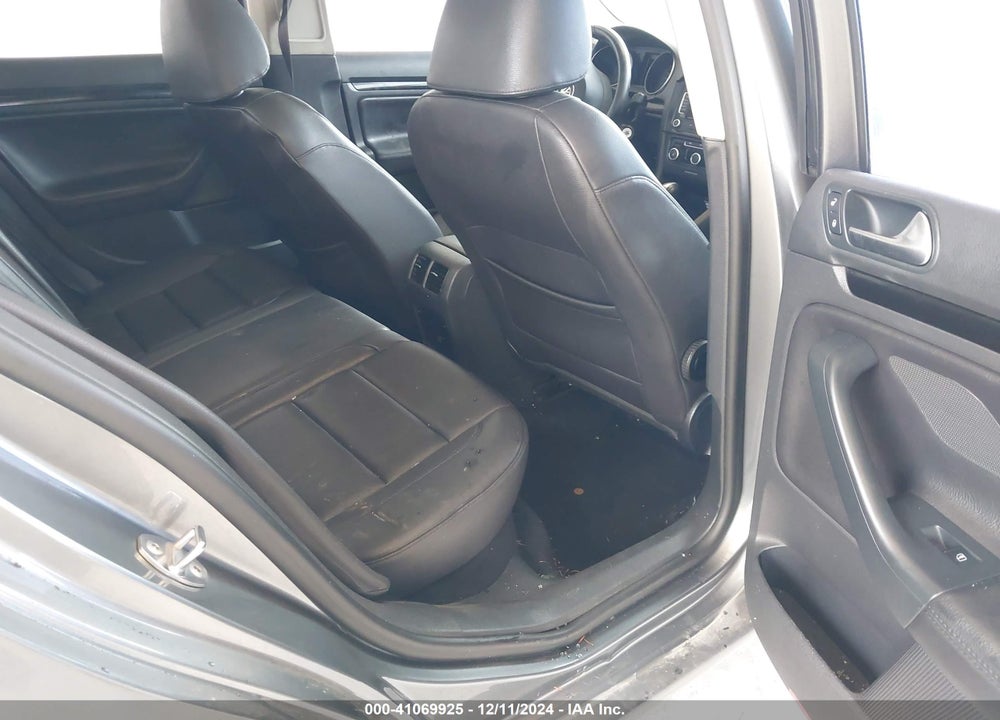 2012 VOLKSWAGEN JETTA SPORTWAGEN 2.0L TDI VIN: 3VWPL7AJ8CM647539