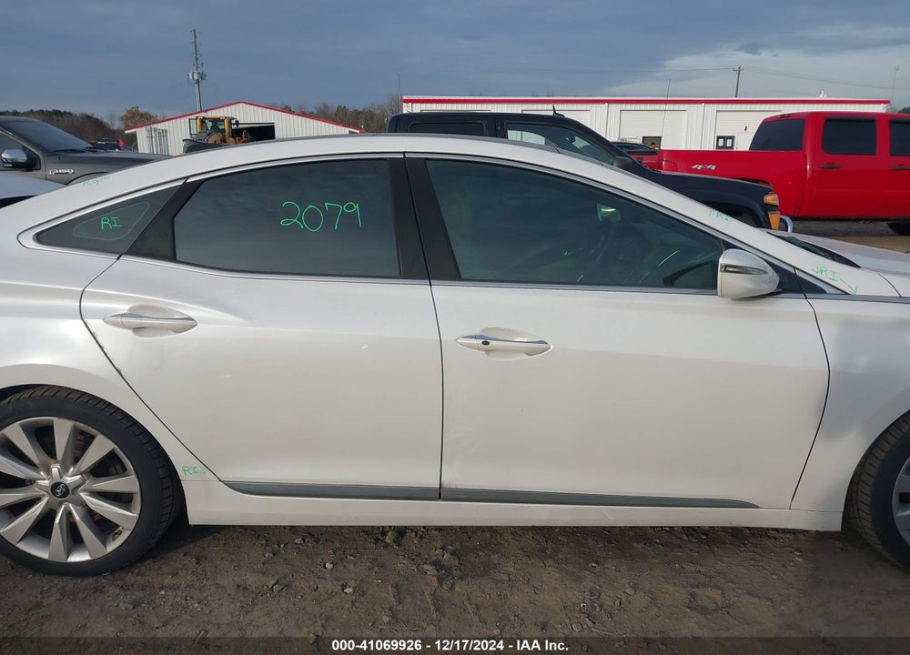 2017 HYUNDAI AZERA LIMITED VIN: KMHFH4JG8HA577169
