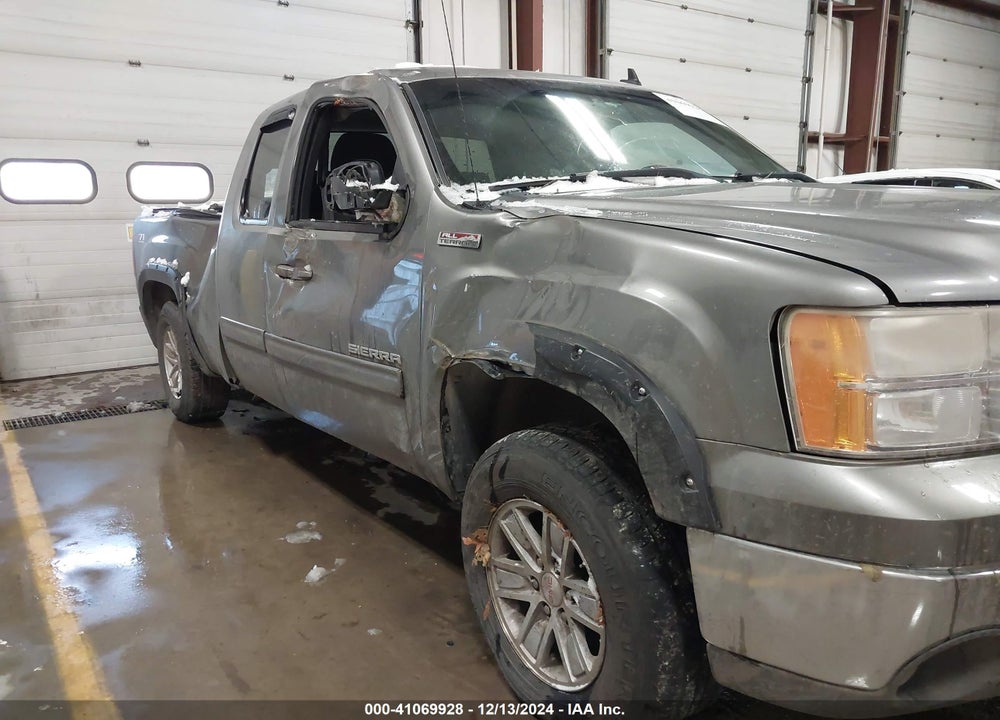 2008 GMC SIERRA VIN: 2GTEK190781320120