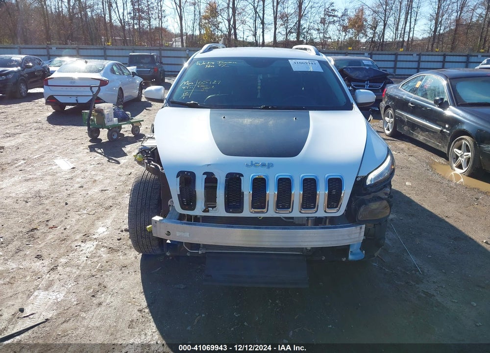 2018 JEEP CHEROKEE LATITUDE PLUS 4X4 VIN: 1C4PJMLB2JD530321