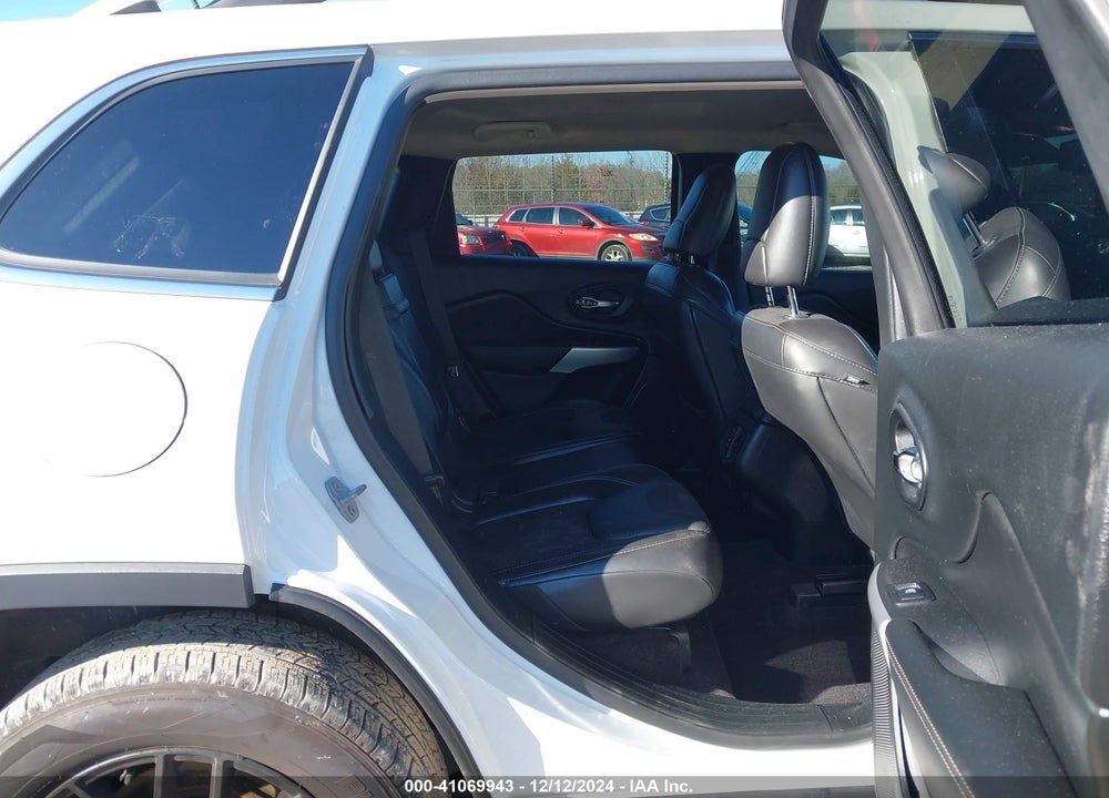 2018 JEEP CHEROKEE LATITUDE PLUS 4X4 VIN: 1C4PJMLB2JD530321
