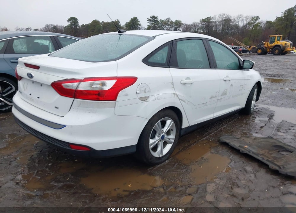 2014 FORD FOCUS SE VIN: 1FADP3F29EL213791