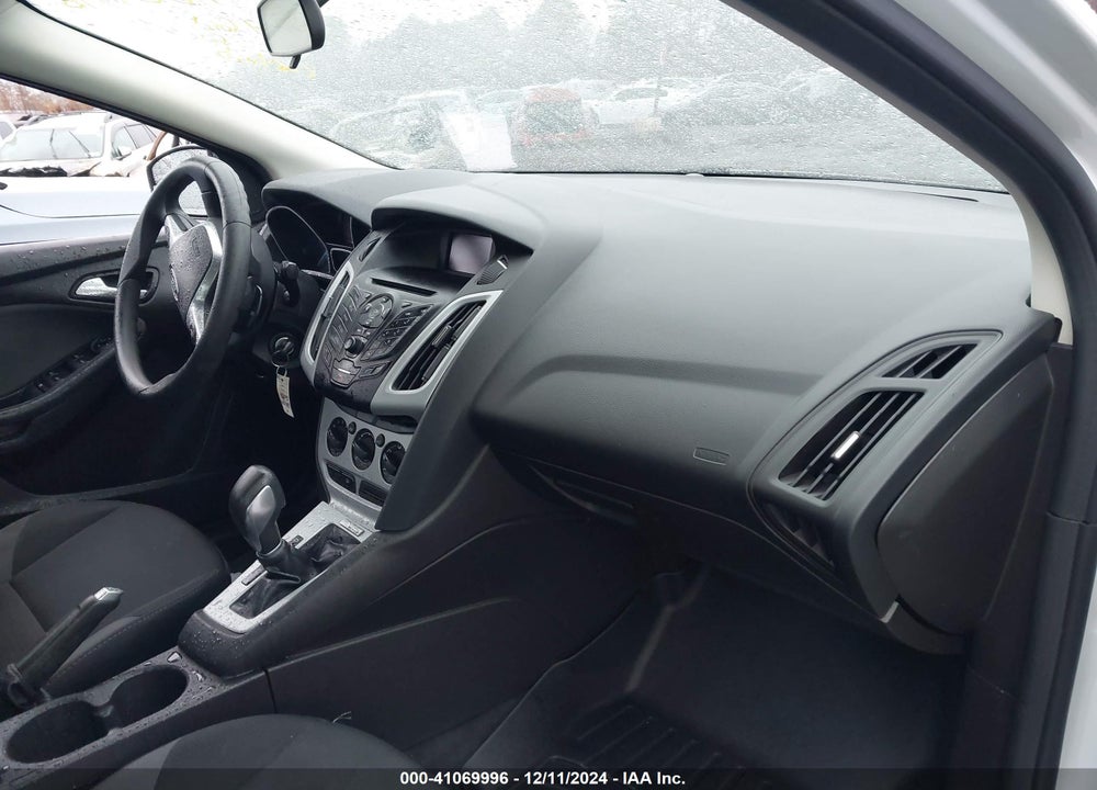 2014 FORD FOCUS SE VIN: 1FADP3F29EL213791
