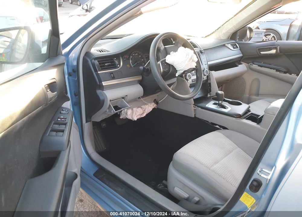 2012 TOYOTA CAMRY LE VIN: 4T4BF1FK2CR157856
