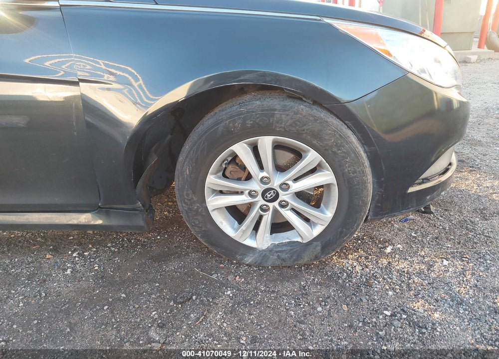 2014 HYUNDAI SONATA GLS VIN: 5NPEB4AC8EH905628