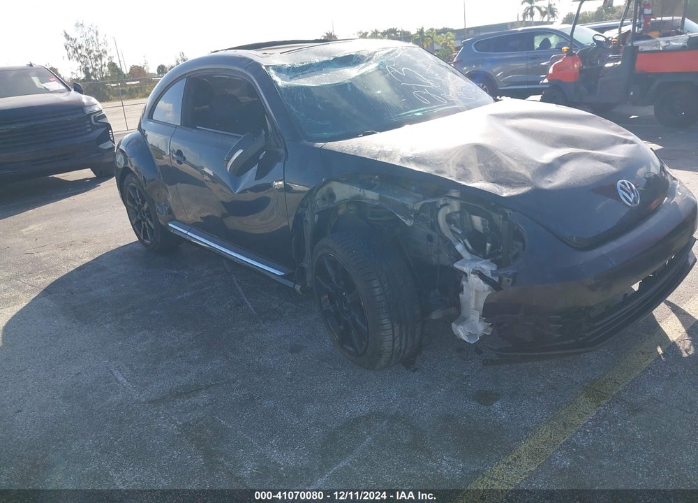 2013 VOLKSWAGEN BEETLE 2.5L VIN: 3VWJX7AT8DM661213
