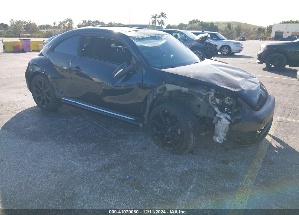 2013 VOLKSWAGEN BEETLE 2.5L VIN: 3VWJX7AT8DM661213