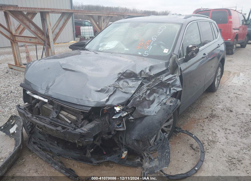 2019 VOLKSWAGEN TIGUAN 2.0T SE/2.0T SEL/2.0T SEL R-LINE/2.0T SEL R-LINE BLACK VIN: 3VV3B7AX9KM046195