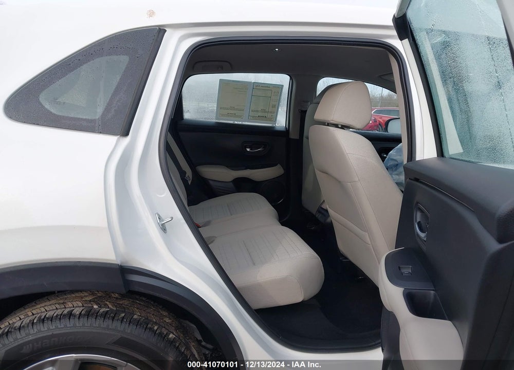 2024 HONDA HR-V AWD LX VIN: 3CZRZ2H32RM771846