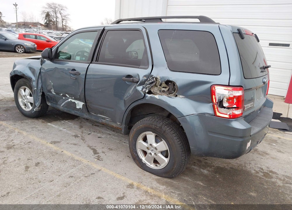 2011 FORD ESCAPE XLT VIN: 1FMCU0D71BKC25670