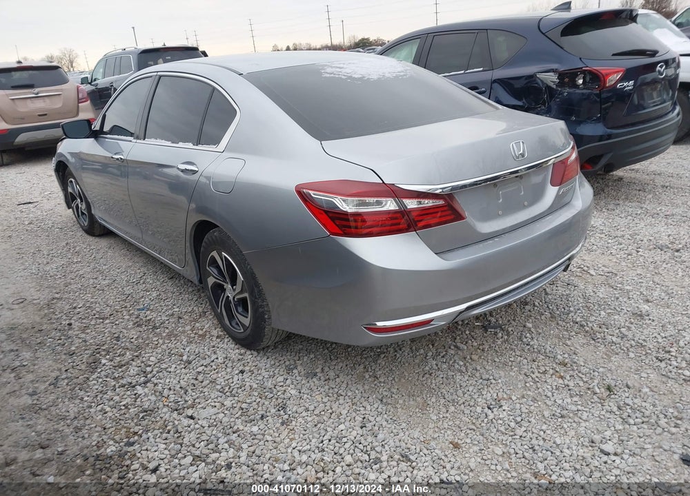 2017 HONDA ACCORD VIN: 1HGCR2F38HA165060