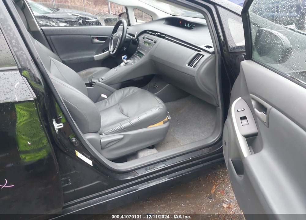 2010 TOYOTA PRIUS V VIN: JTDKN3DU5A0105238
