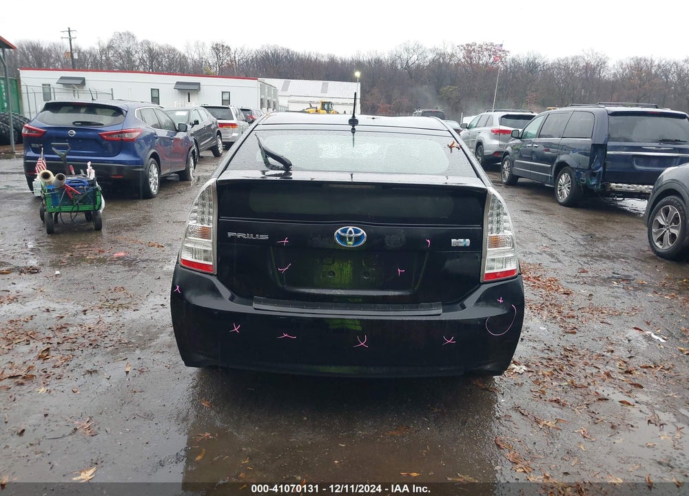 2010 TOYOTA PRIUS V VIN: JTDKN3DU5A0105238